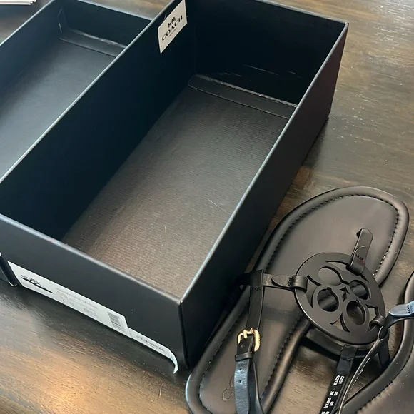 Coach Jaci Leather Sandal - Black - Picture 8 of 8